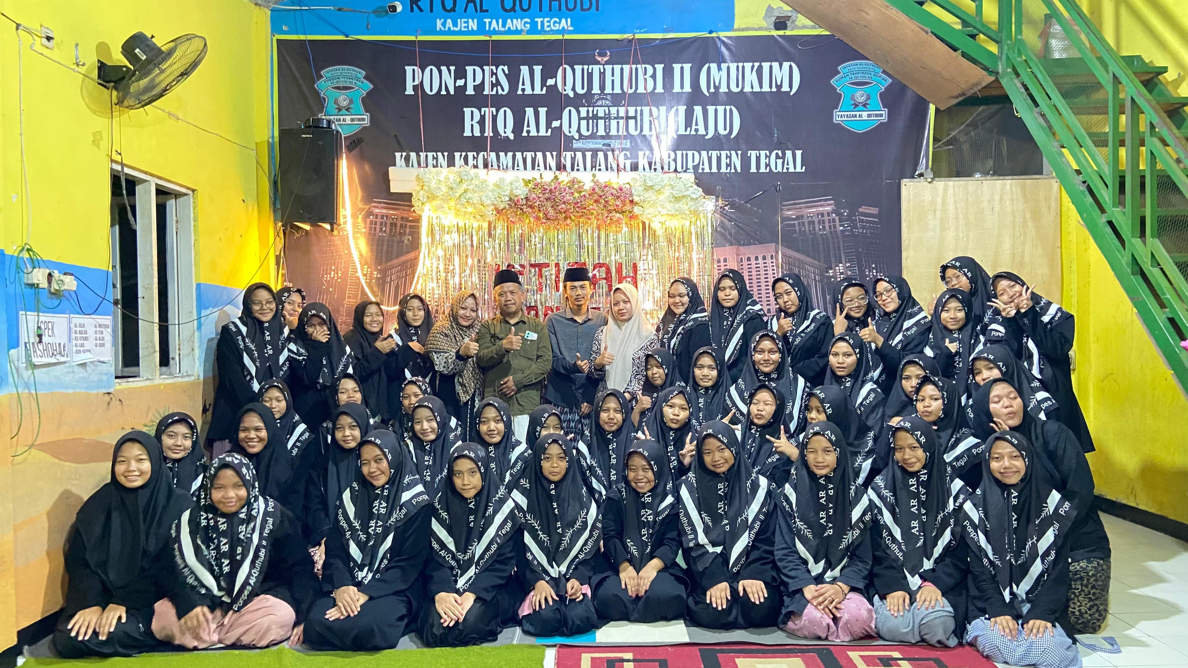 Album Santri Putri
