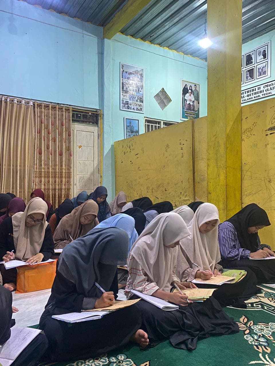 Ta'lim Mutaalim dan Fathul Qorib