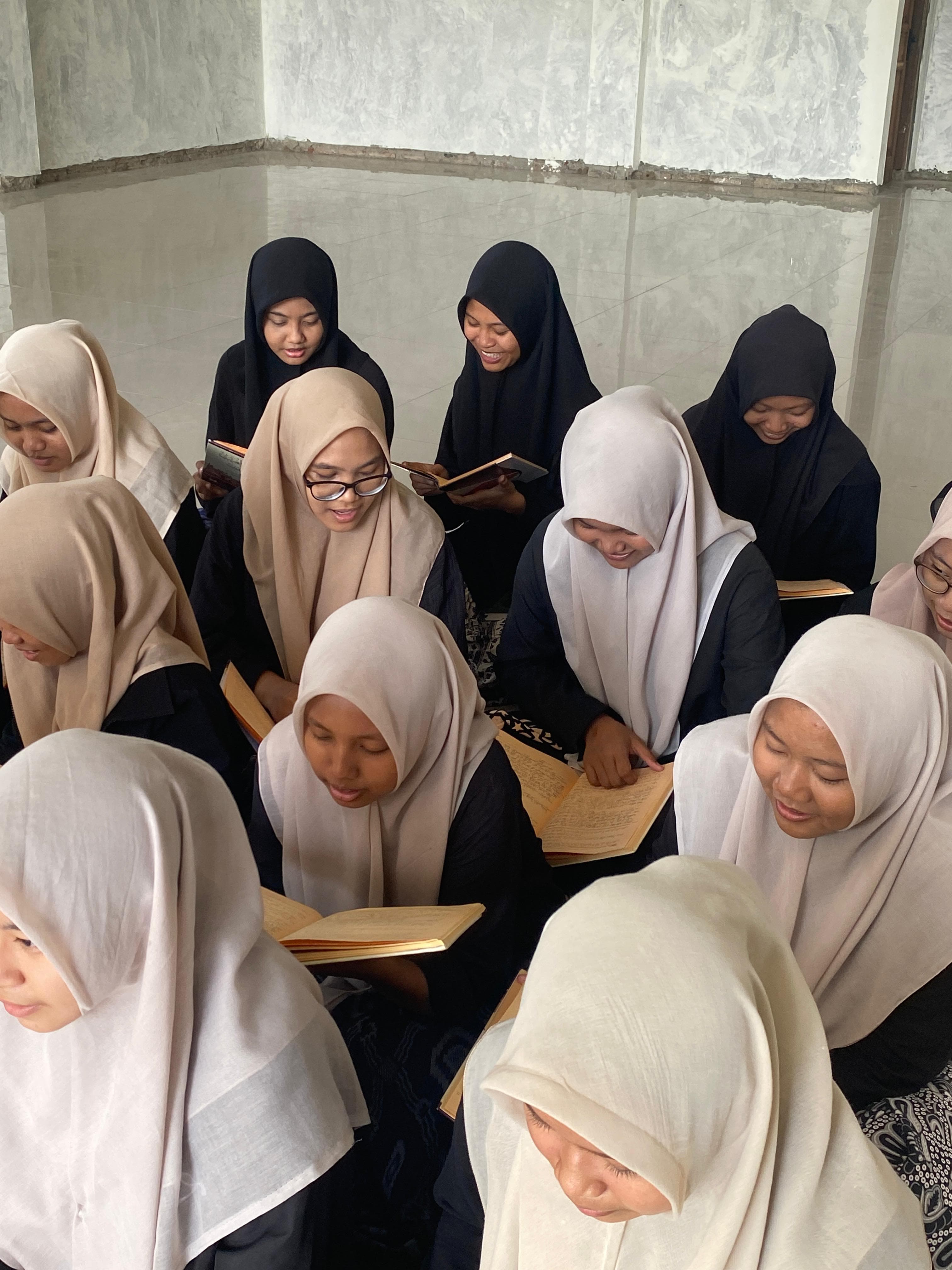 Ta'lim Mutaalim dan Fathul Qorib
